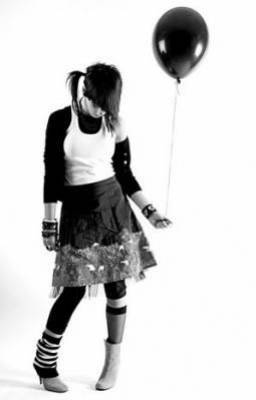 la pose avec lze ballon
